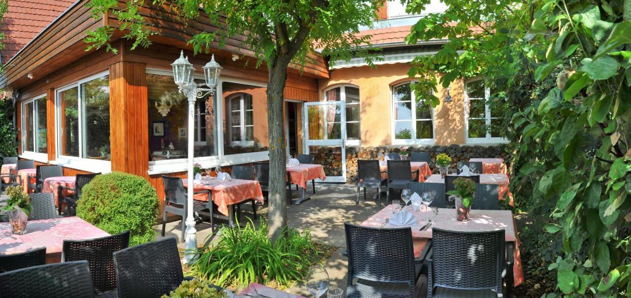 Auberge Ramstein Hotel - Restaurant Scherwiller Exterior photo